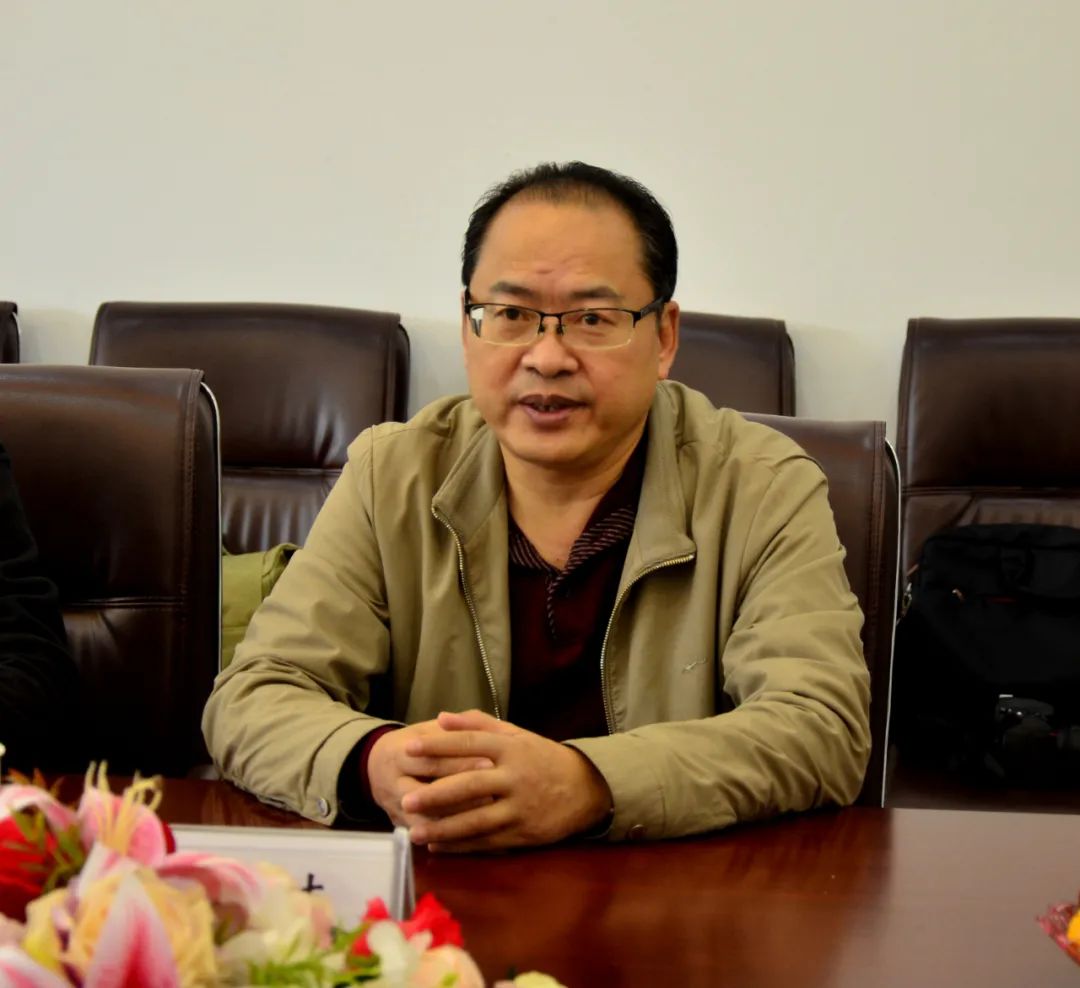公司董事长,教授级高级工程师杨兴志致欢迎辞为更好