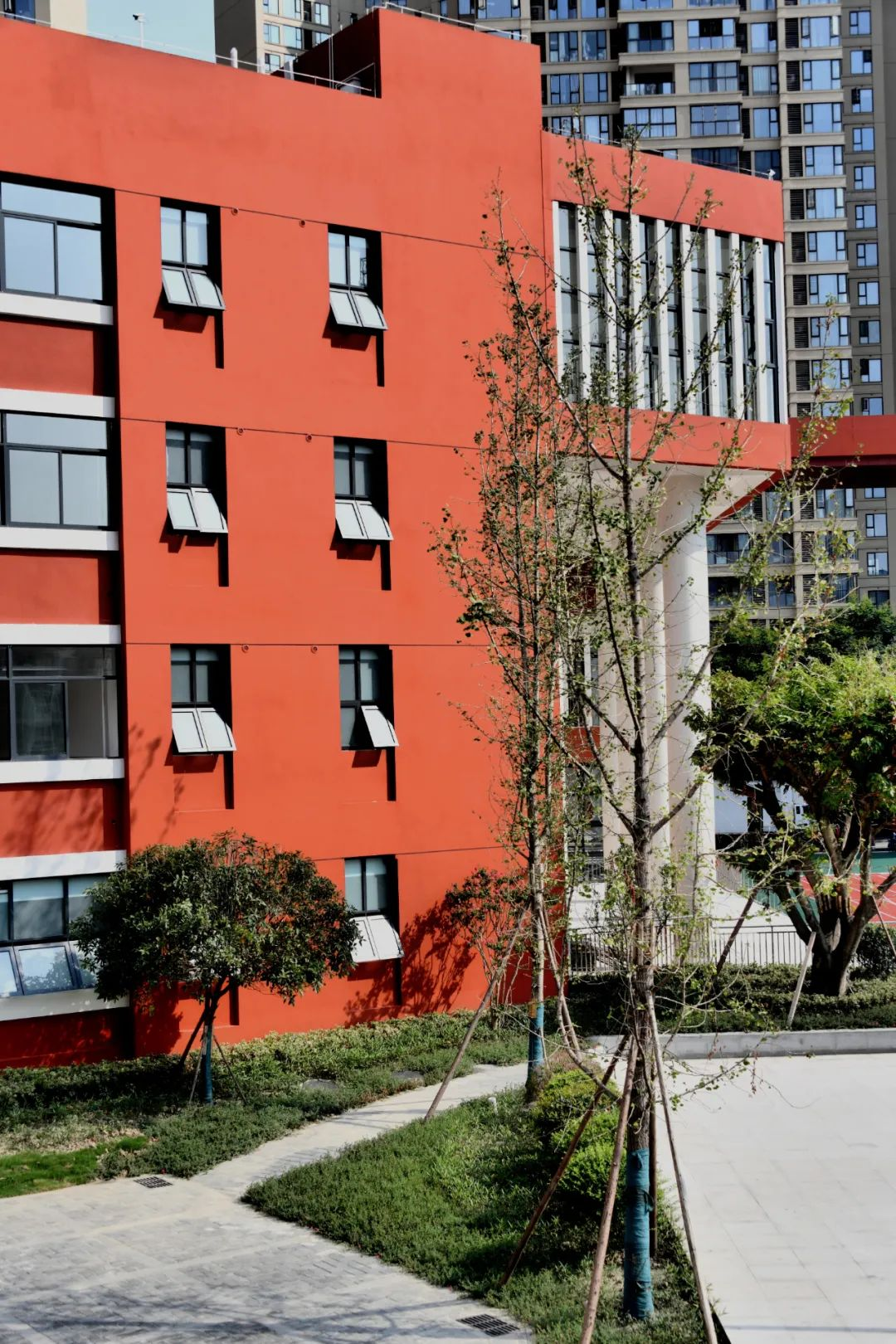 "新都老牌名校谕亭小学叠秀校区″即将投入使用 - 宏宇科创工程设计